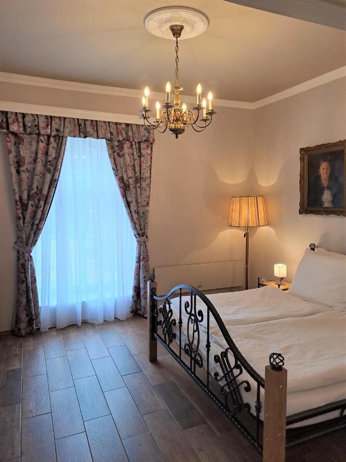Lesni Hotel Perslak Nová Bystřice Buitenkant foto