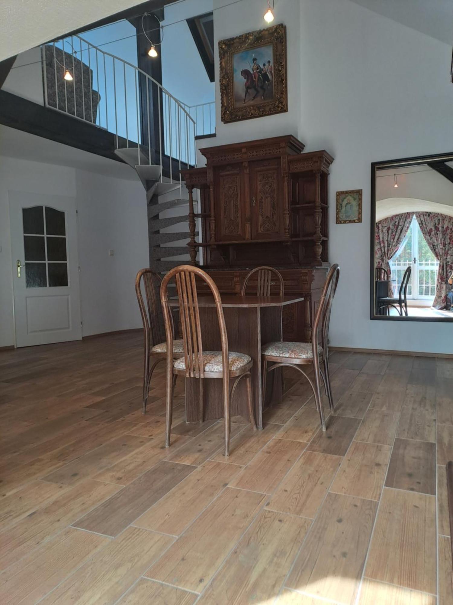 Lesni Hotel Perslak Nová Bystřice Buitenkant foto