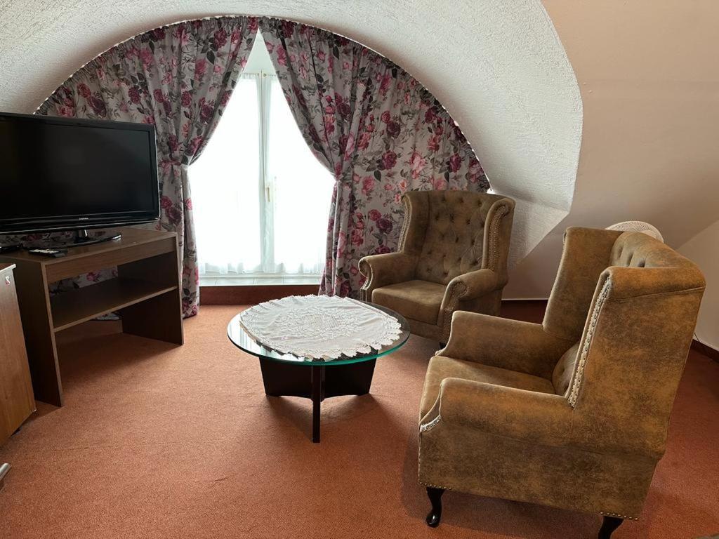Lesni Hotel Perslak Nová Bystřice Kamer foto
